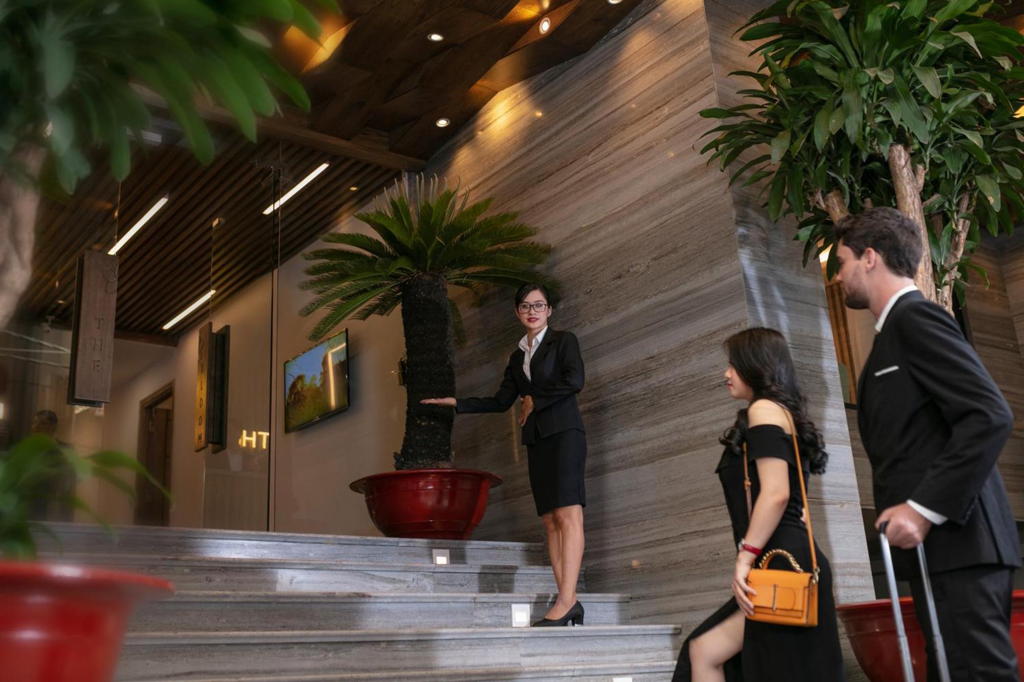 Hotel The Bloom Pham Viet Chanh - Modern Living Space In Saigon
