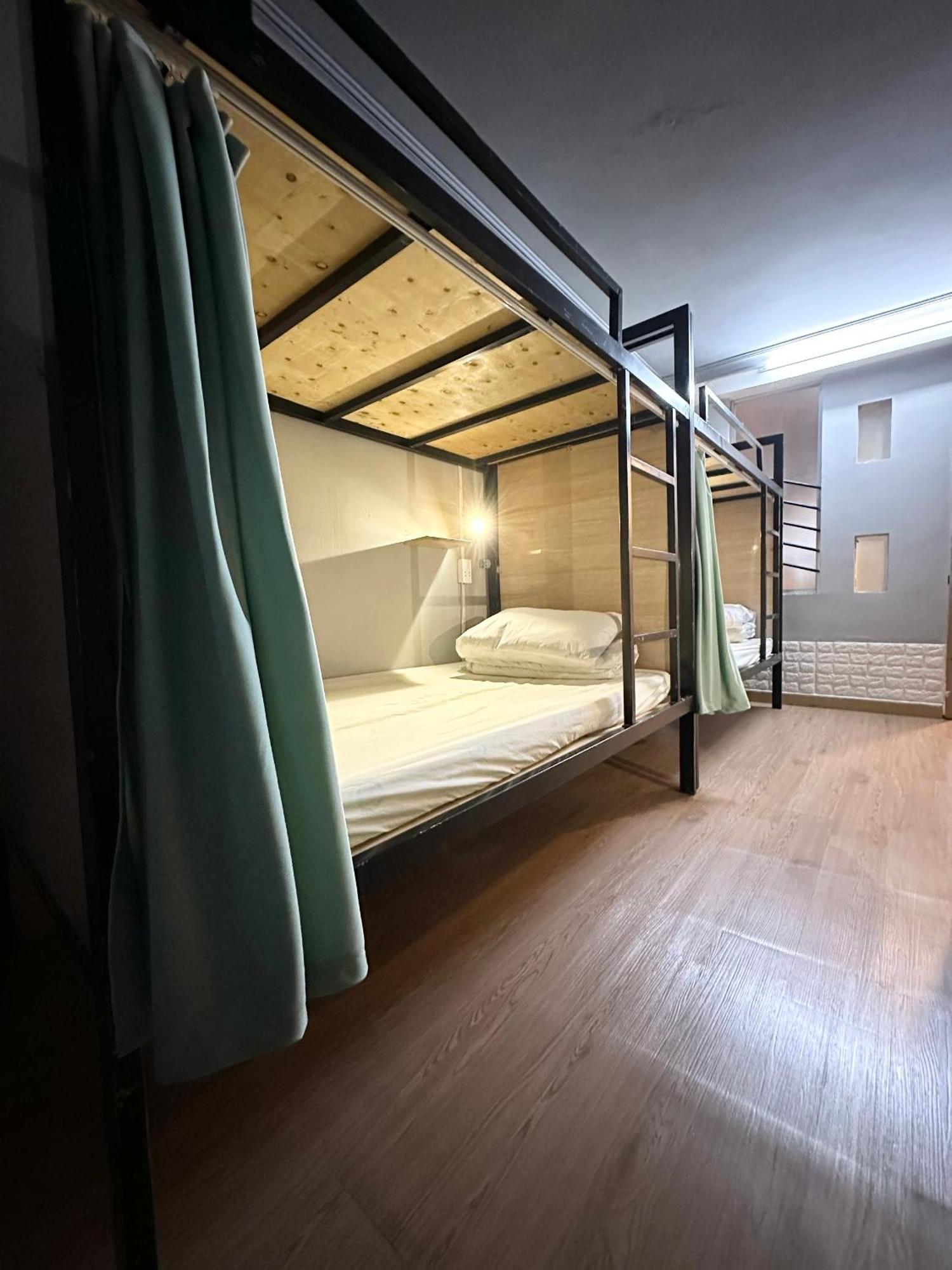Hostel Alleyway (adults Only)