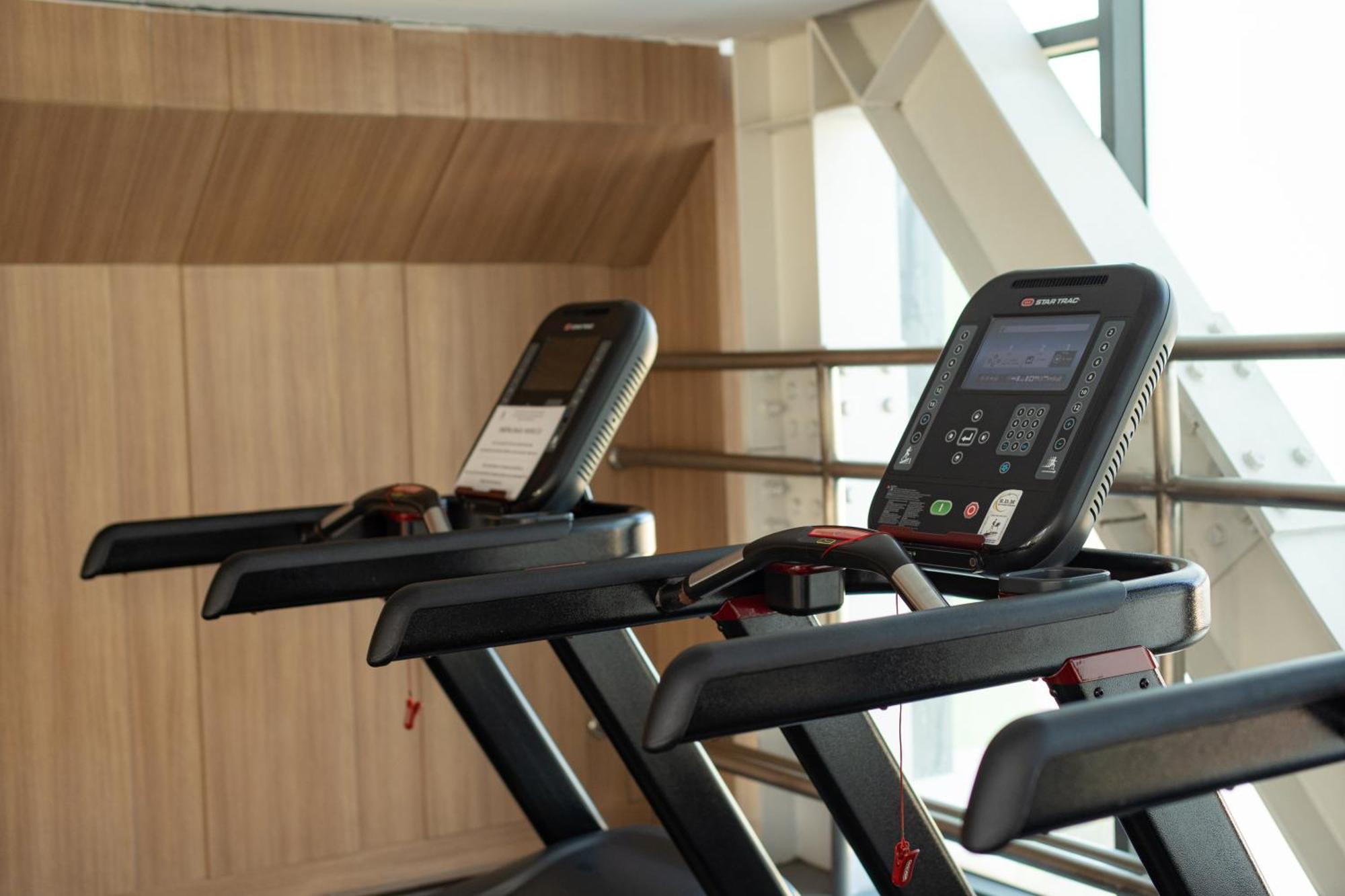 Airport Republic - Free Pool Gym And Kid Ho Chi Minh City