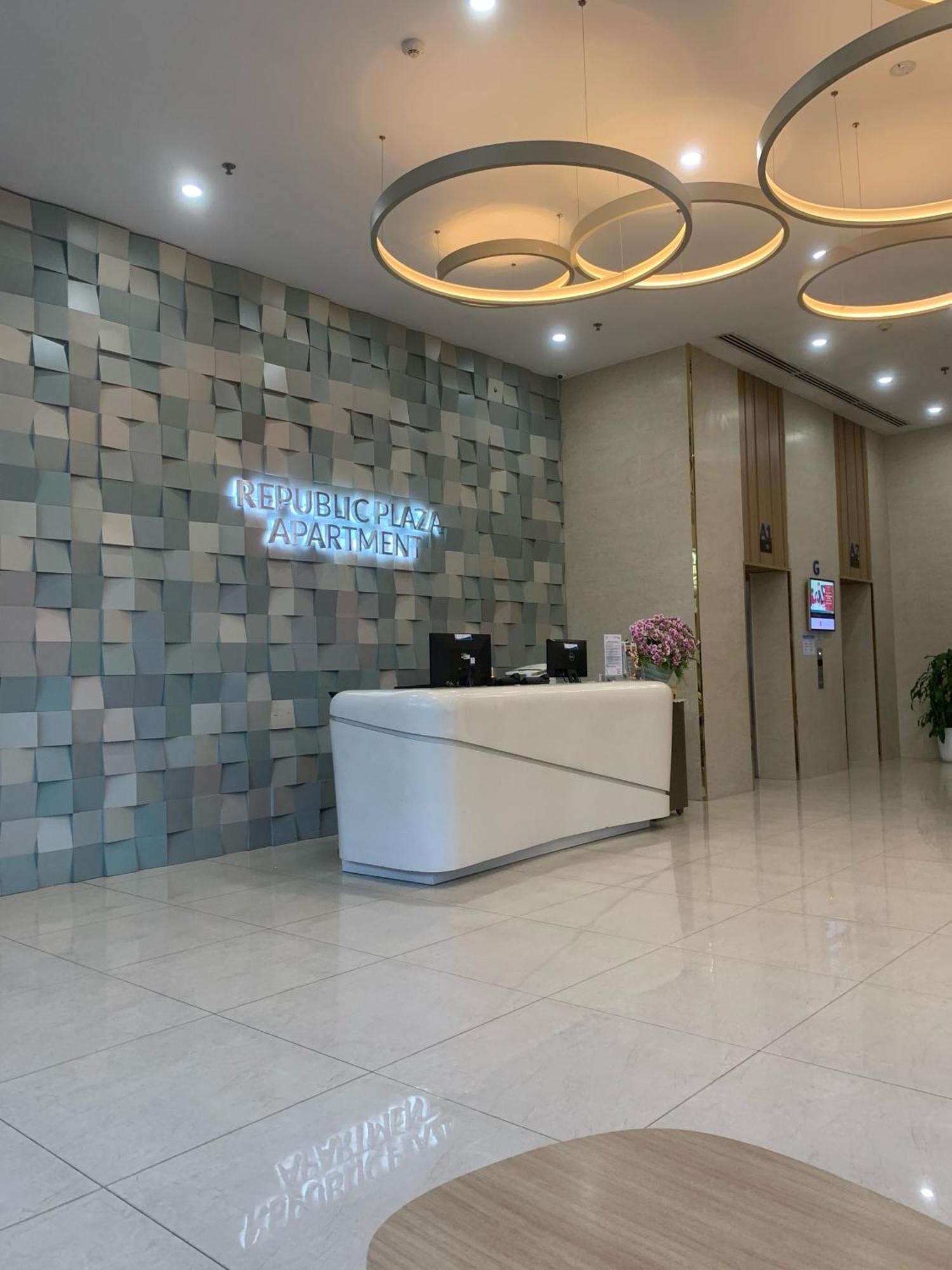 Airport Republic - Free Pool Gym And Kid Apartment