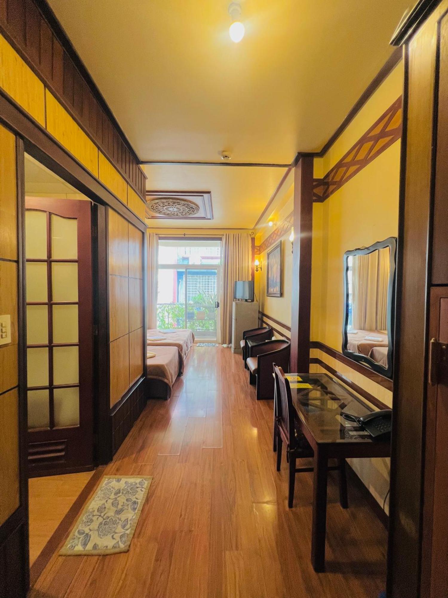 Hotel Bi Saigon 2*