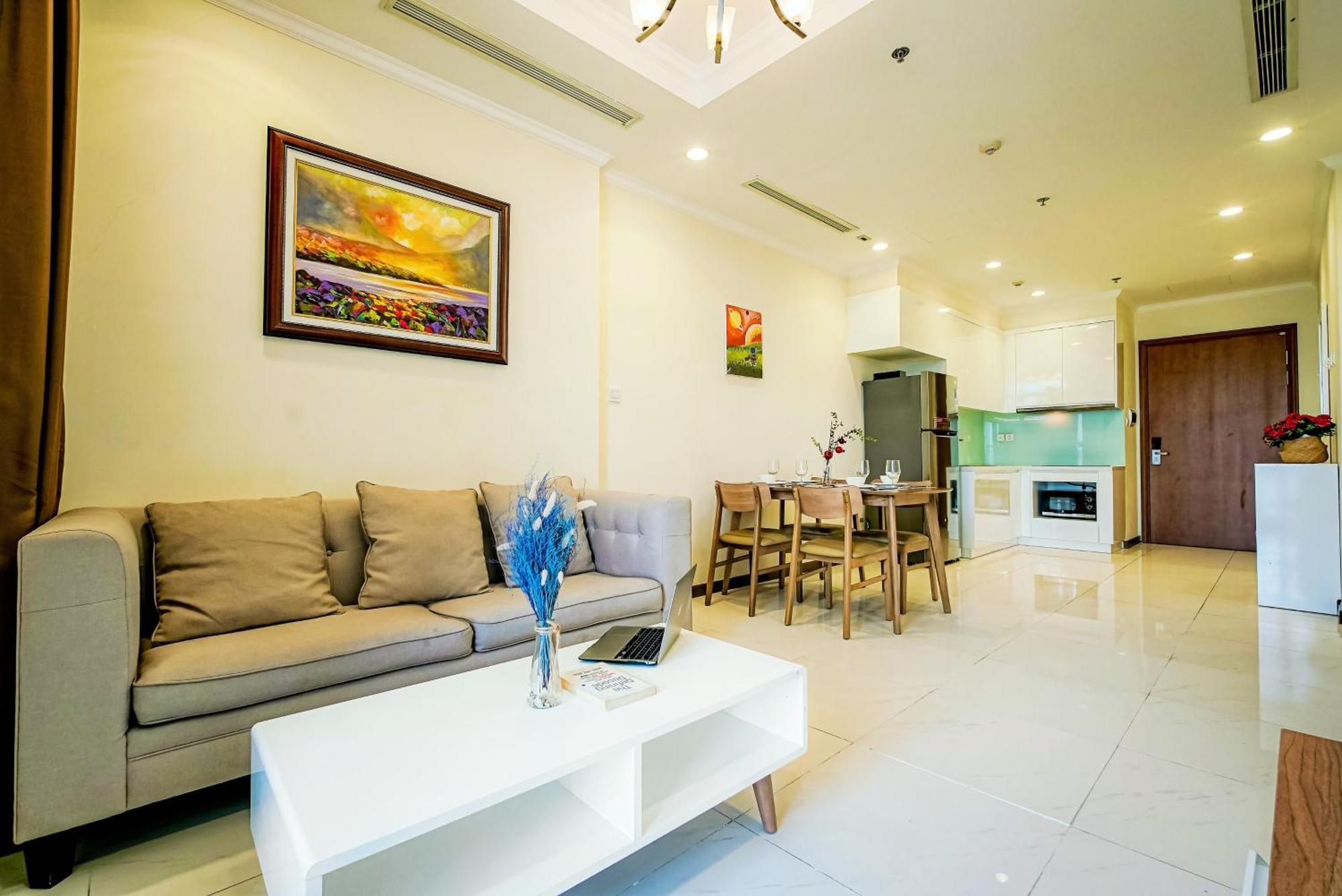 Mott Haven - Vinhomes Park, Landmark 81 Area & Ice Rink Ho Chi Minh City