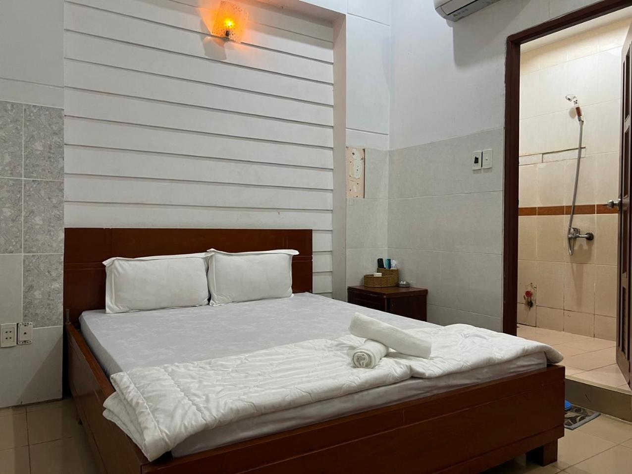 Khach San Mai Hoang 2 * Ho Chi Minh City