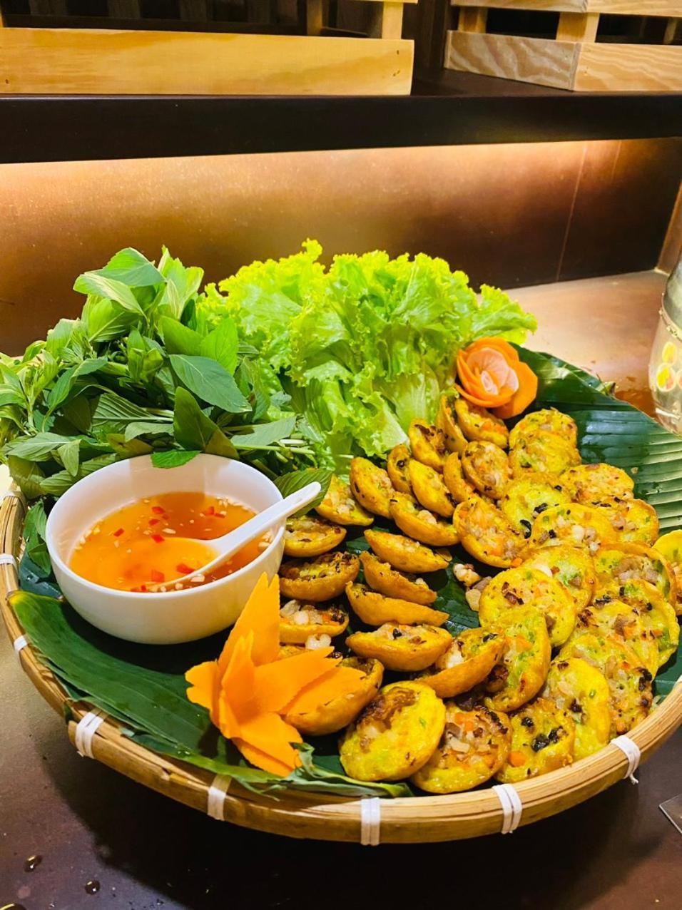 Khách sạn Na Nue