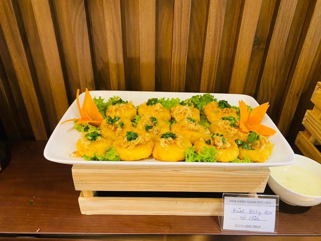 Khách sạn Na Nue *