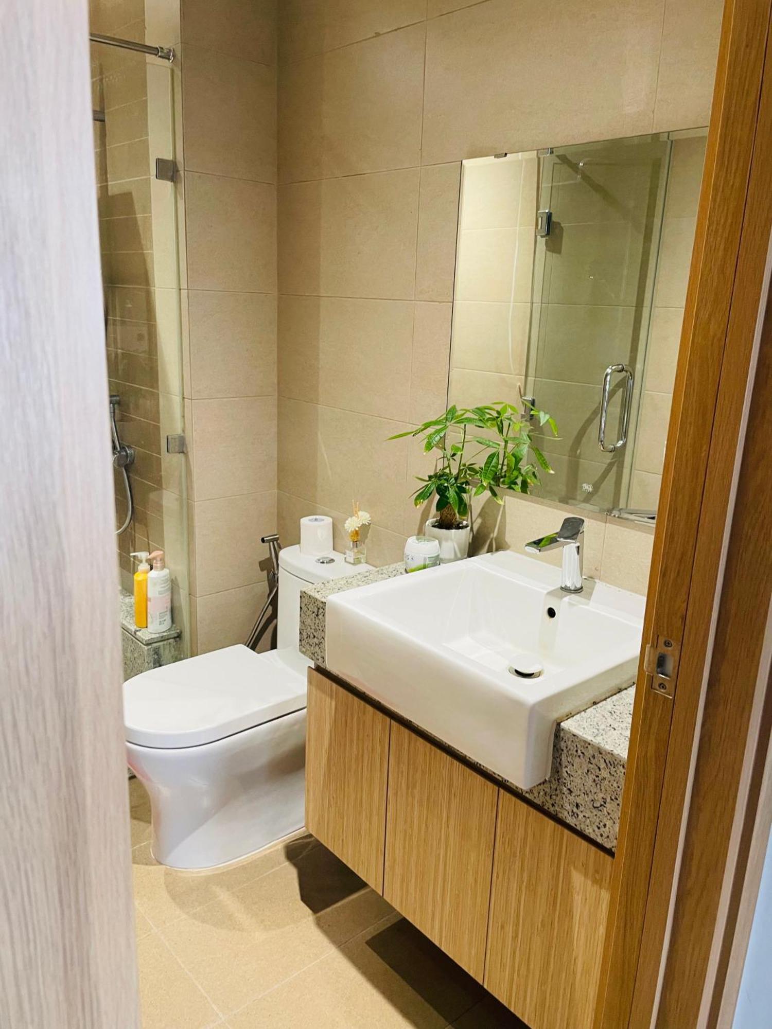 Lucky - Ho 2 Phong Ngu Ngay Sieu Thi Aeon Mall Tan Phu Day Du Noi That Va Co Internet Apartment Ho Chi Minh City