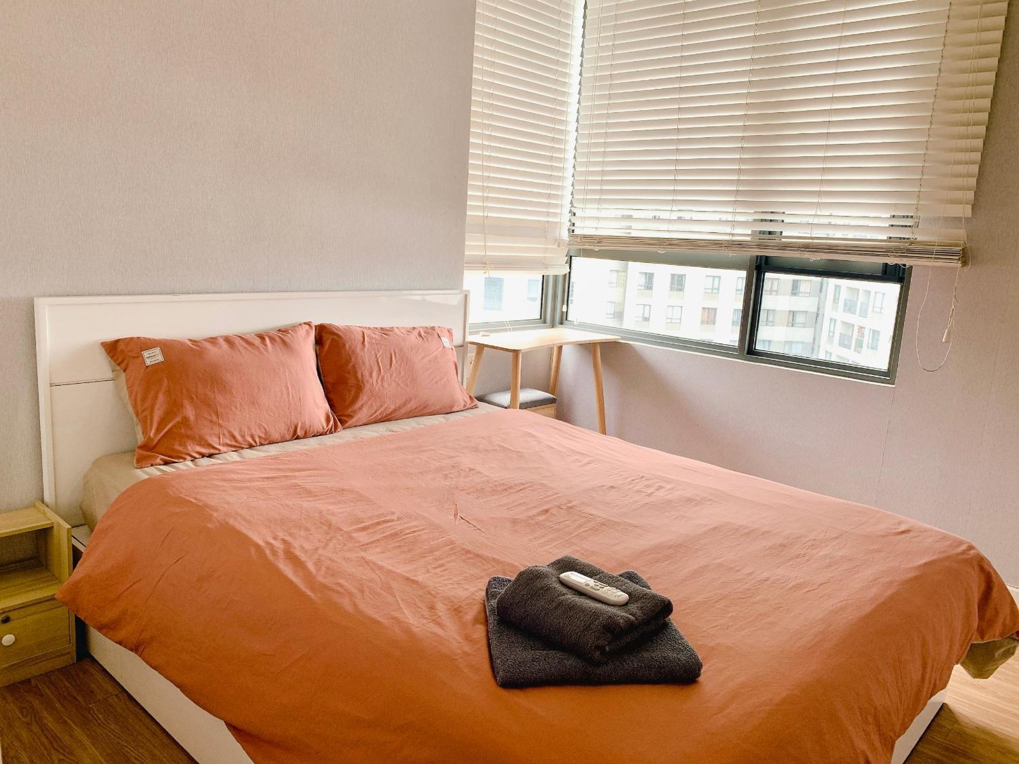 Apartment Masteri Thao Dien Comfy #nice Balcony #opening View *