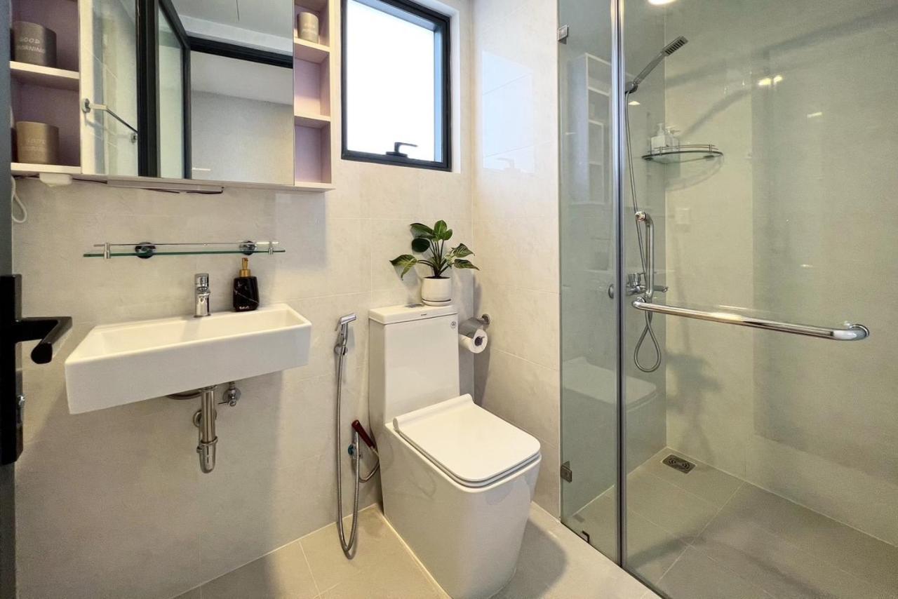 Soho District 1 Apartment