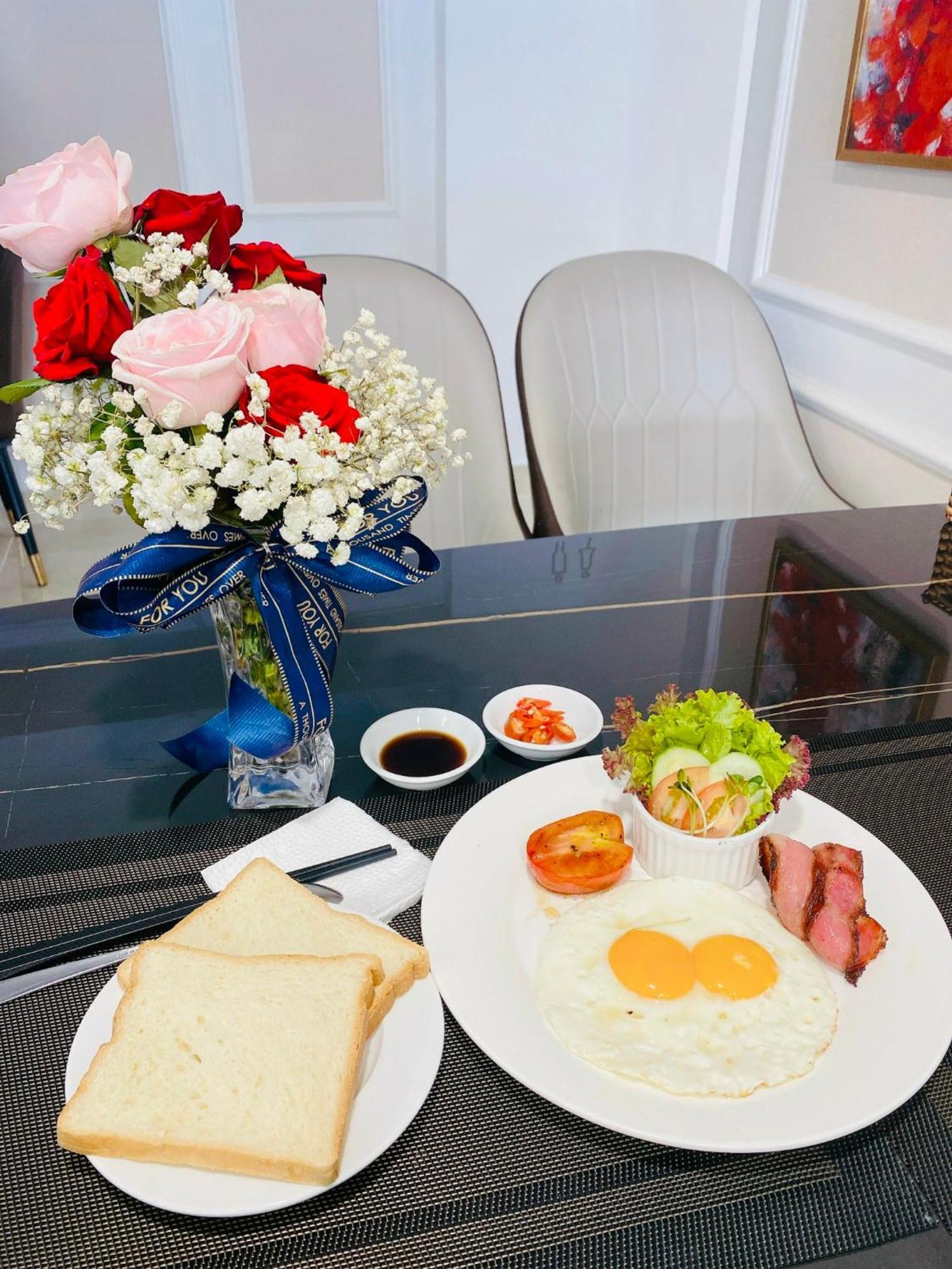 Hera Luxury Hotel 4*