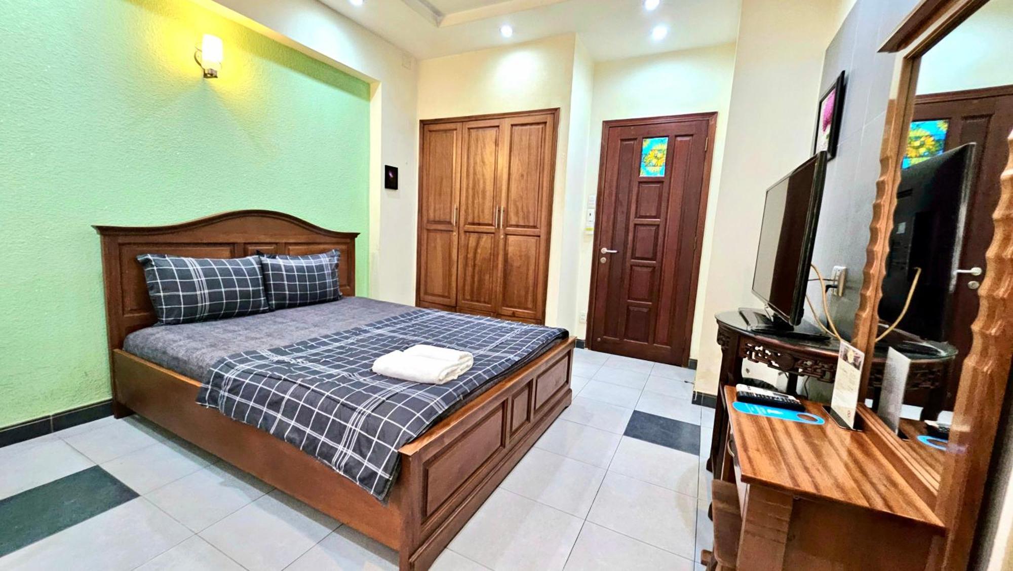 Sen Vivian 3* Ho Chi Minh City