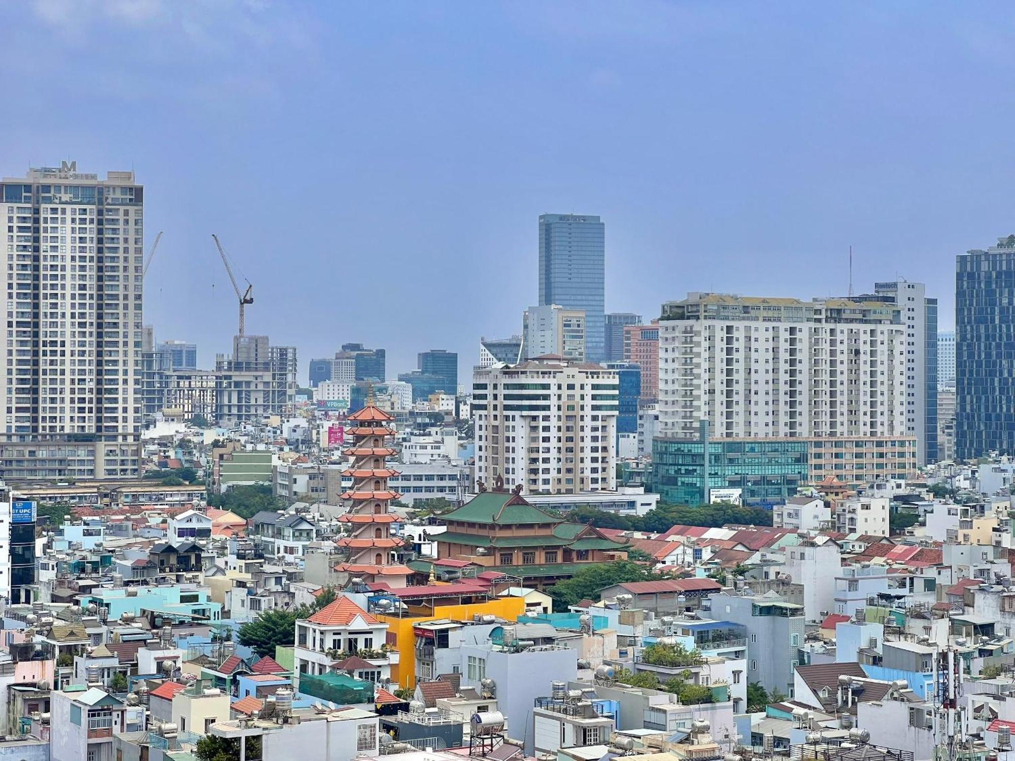 Lovely Vinh Hoi *