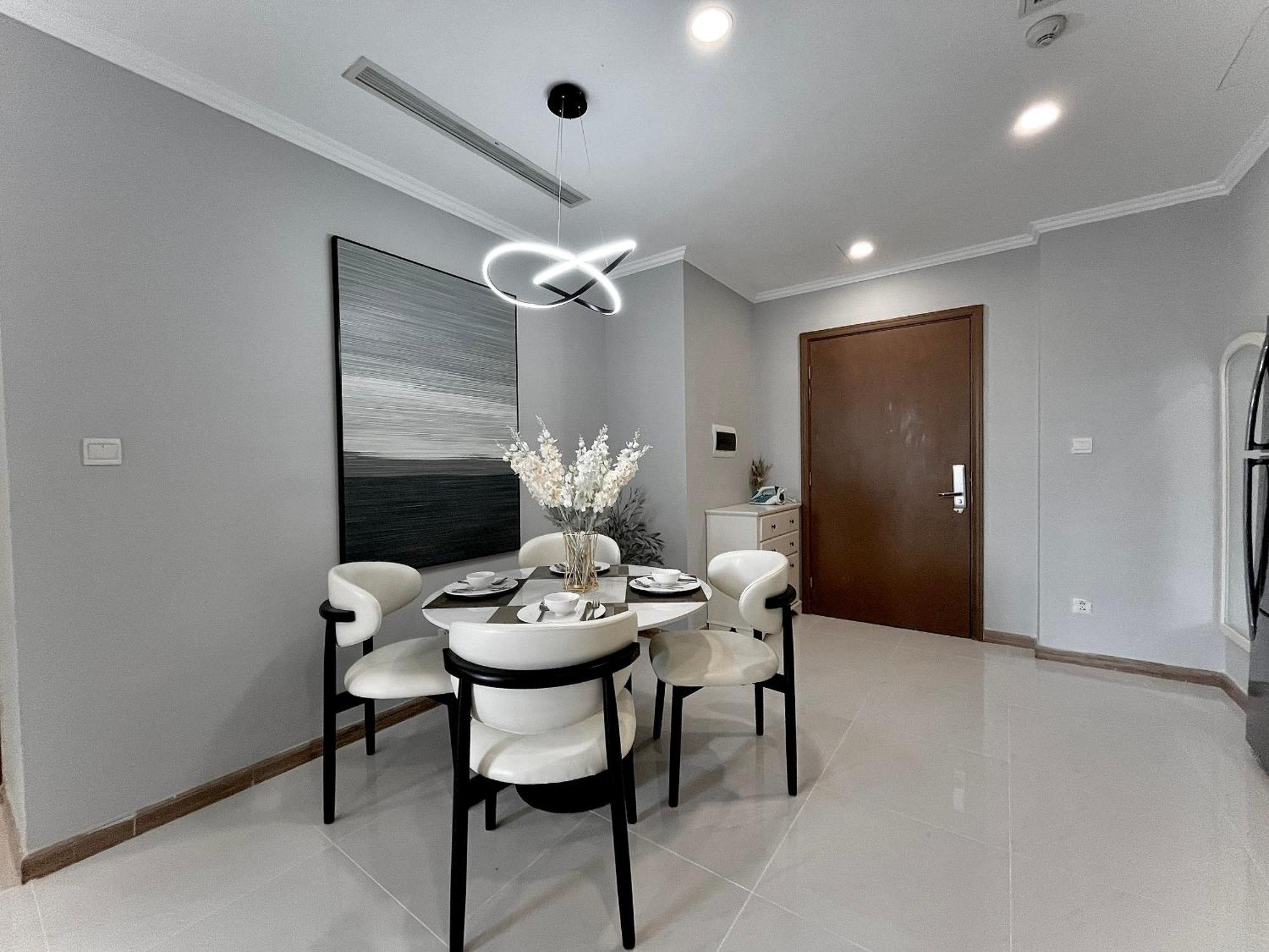 Landmark Luxury - Luna Apartment