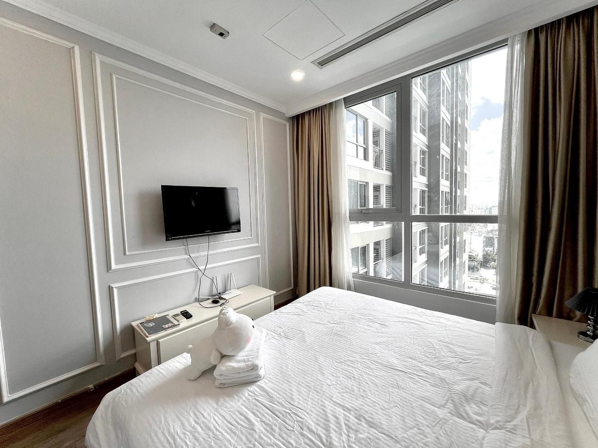 Landmark Luxury - Luna * Ho Chi Minh City