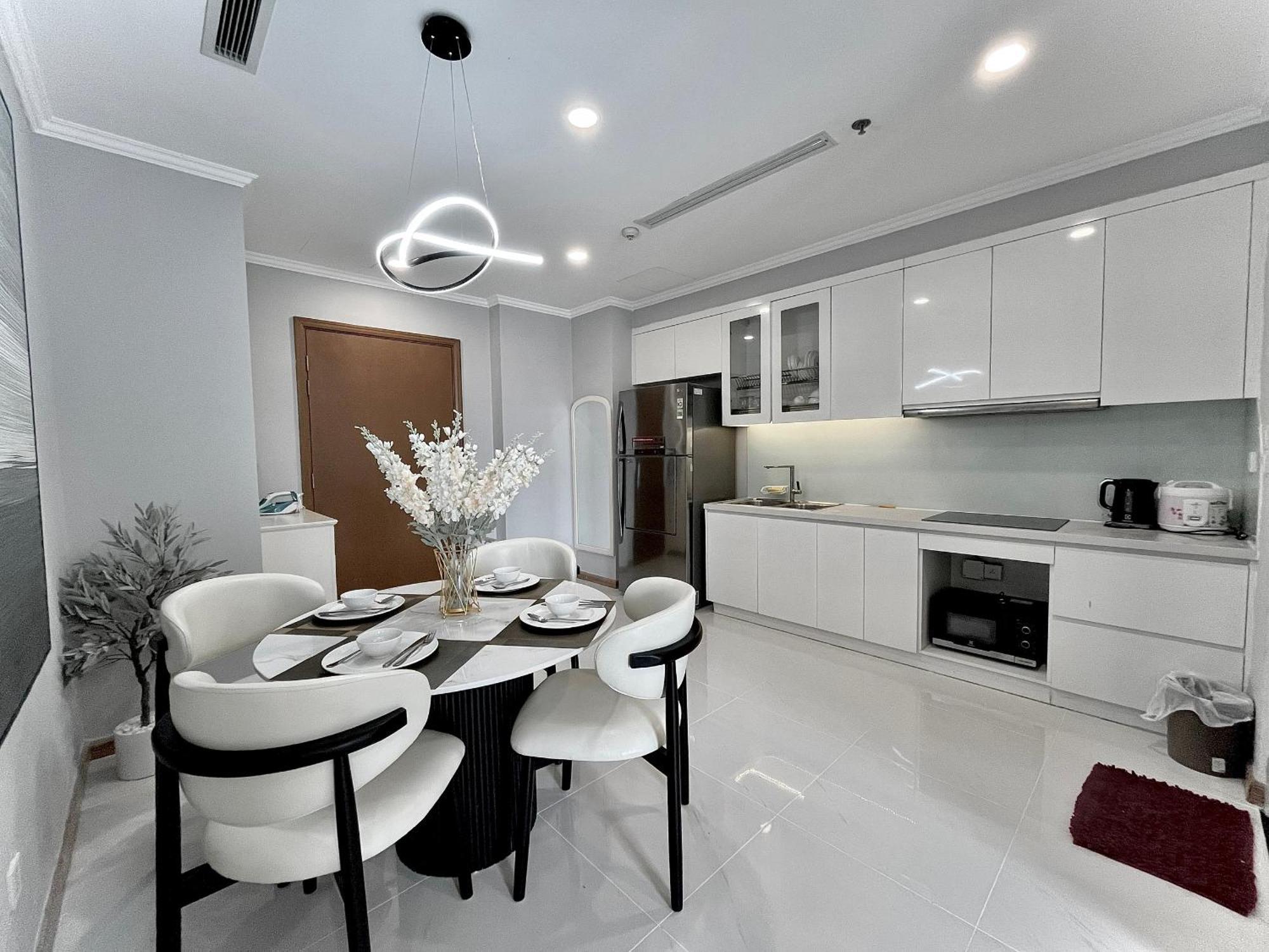 Landmark Luxury - Luna Ho Chi Minh City