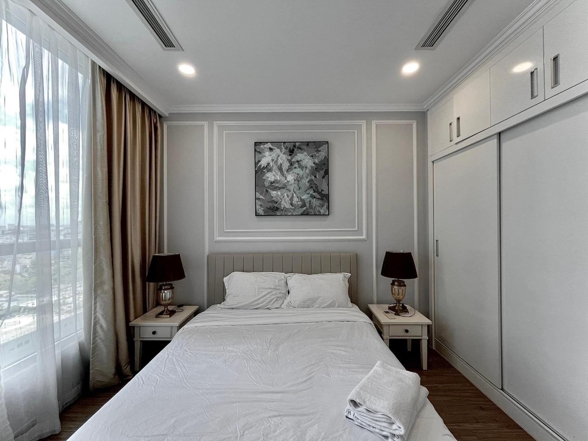 Landmark Luxury - Luna * Ho Chi Minh City