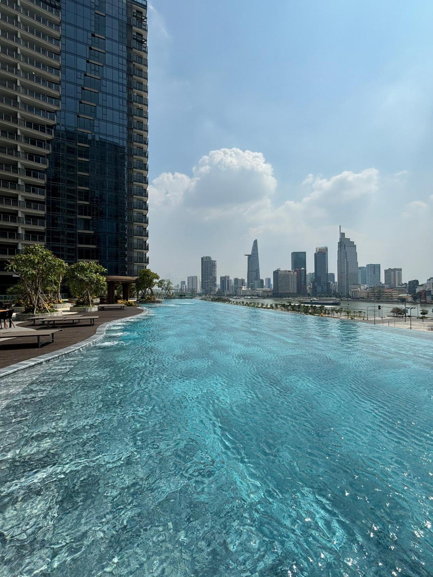 Apartment Metropole Thu Thiem *