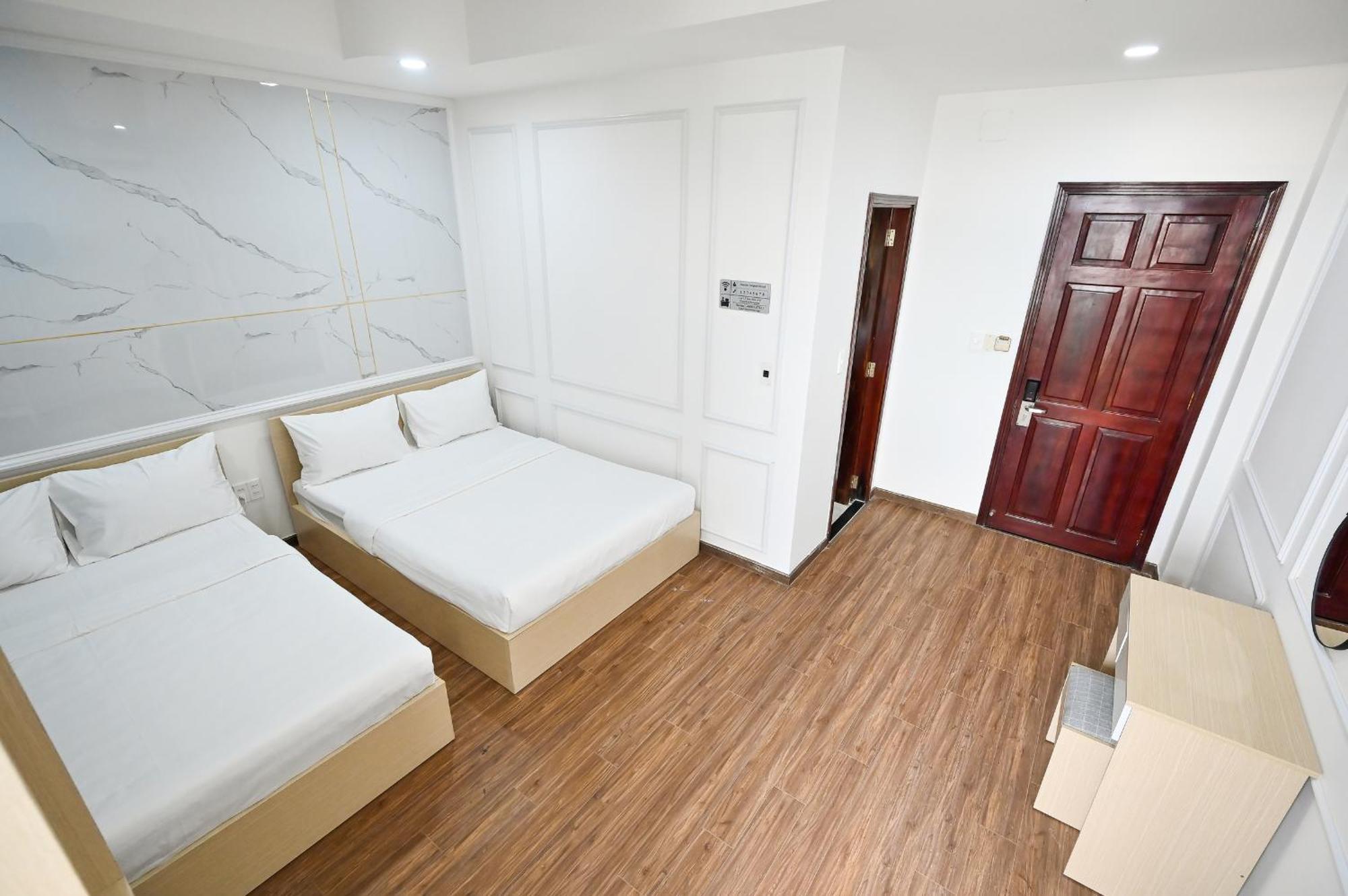 Sunrise Airport Hotel