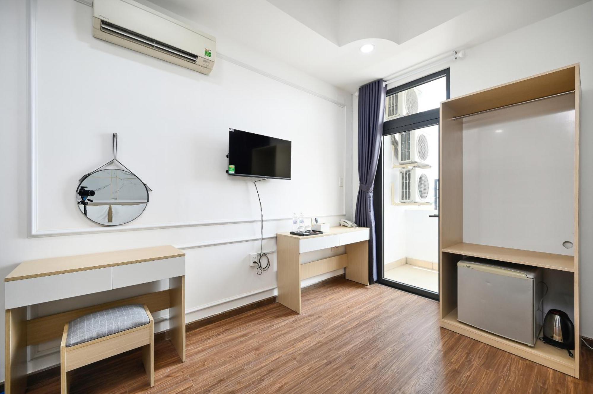Sunrise Airport Hotel 3*