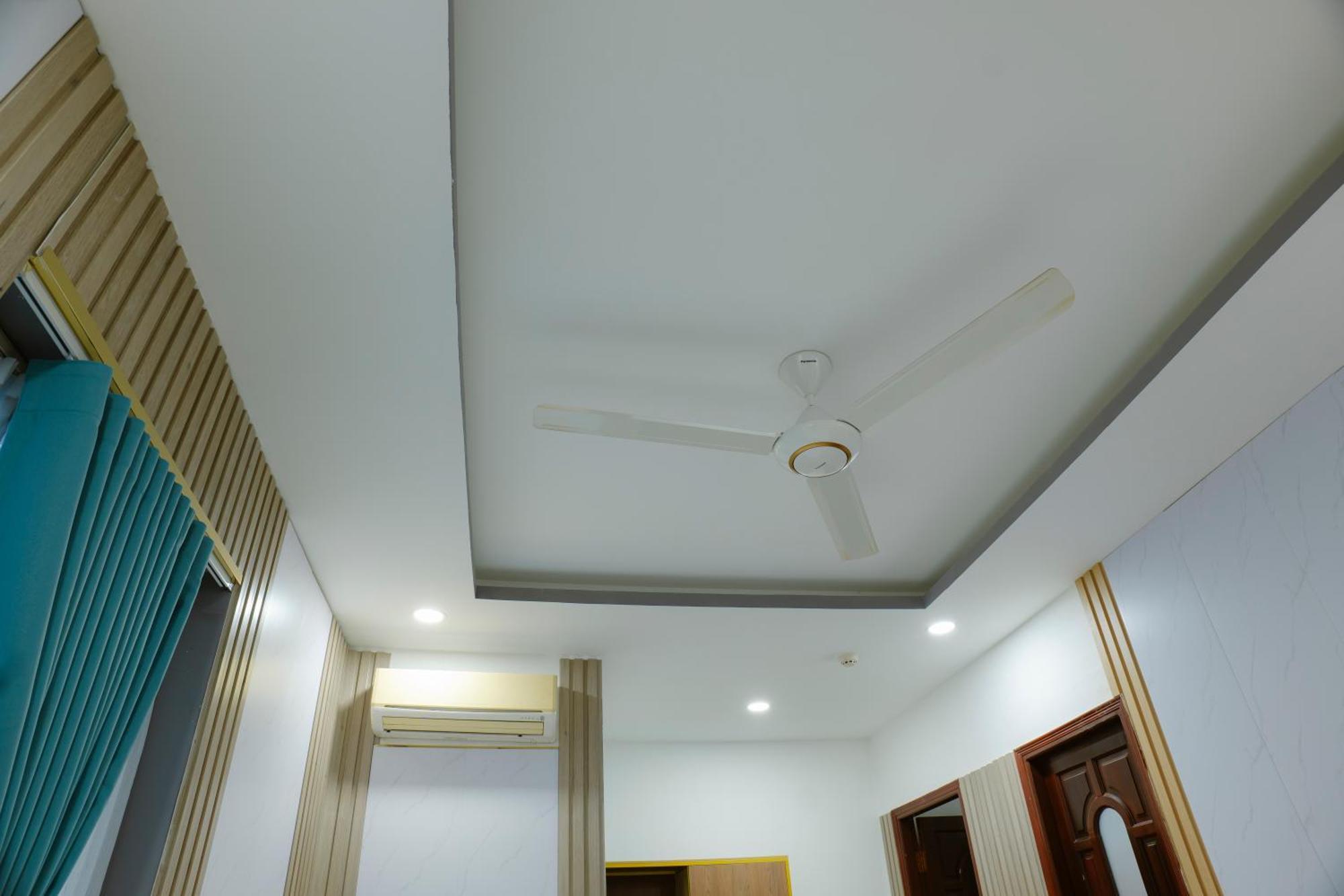 Hoang Son Hotel *