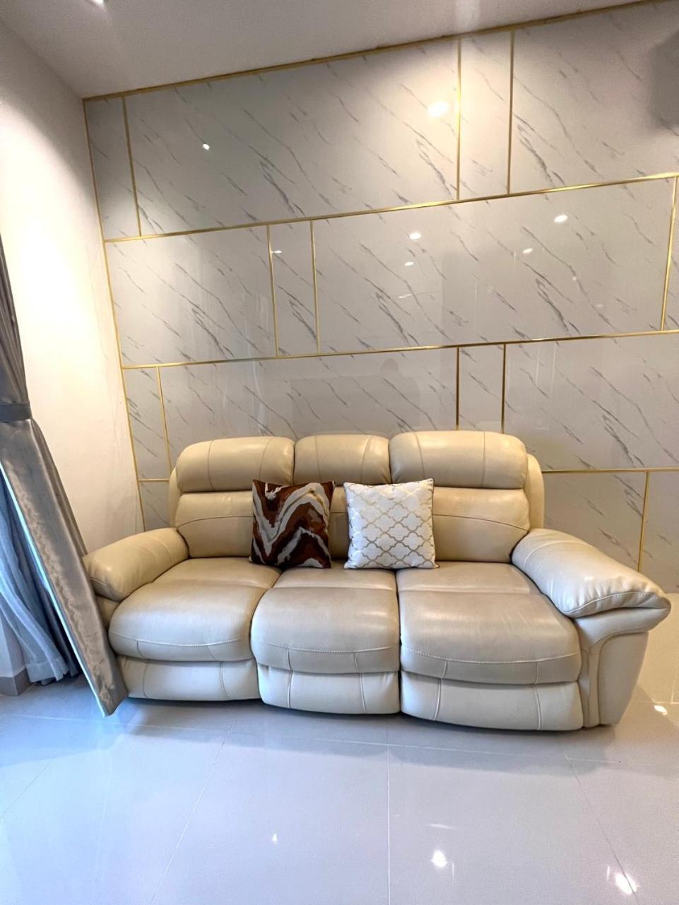 Thuy Duong Apartment's Apartment *