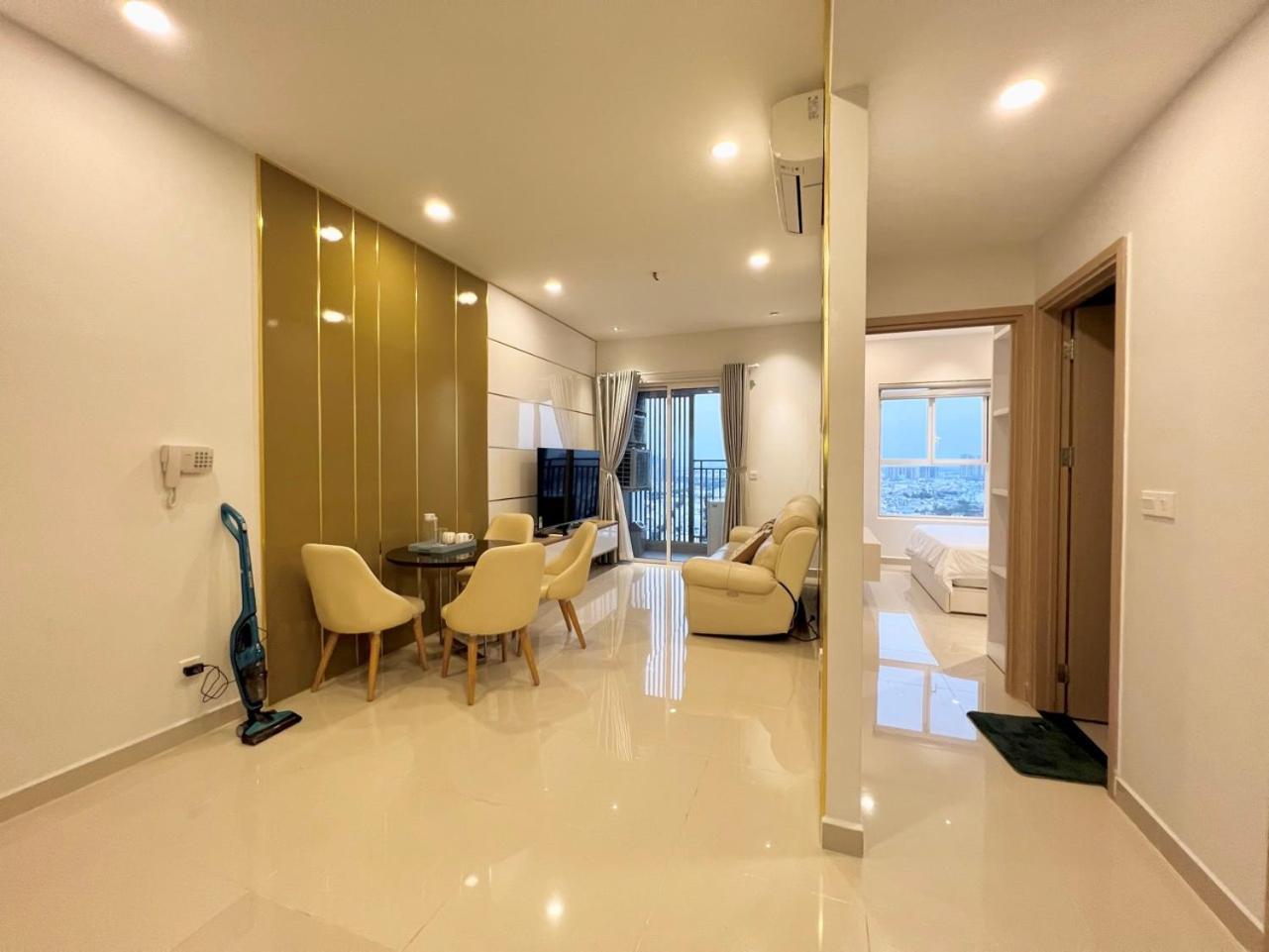 Apartment Thuy Duong Apartment's *