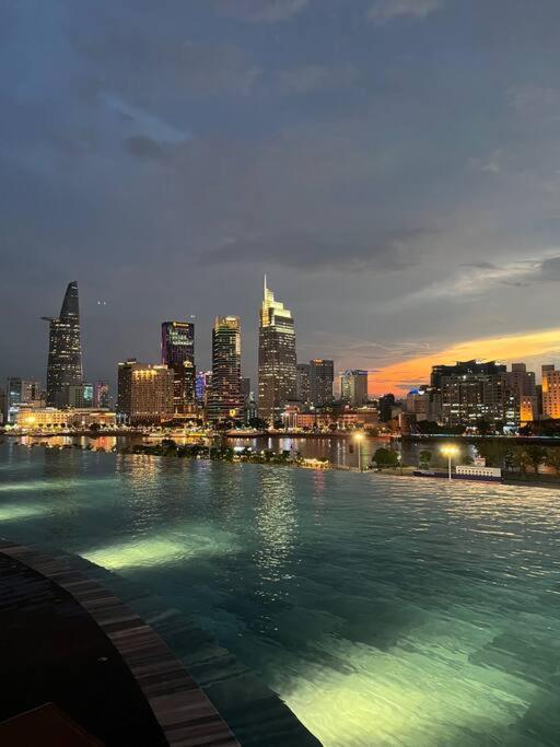 Opera 2pn Metropole Quan 2 View Song Pool Gym Apartment Ho Chi Minh City