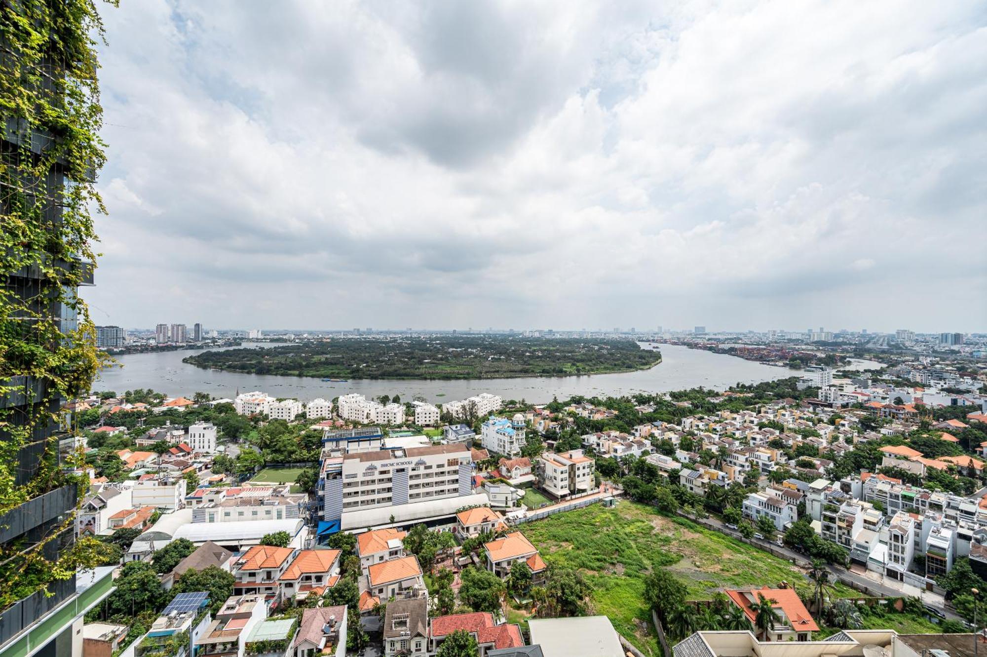 Căn hộ Lumiere Riverside - Raymond Holm - Luxurious 5-star