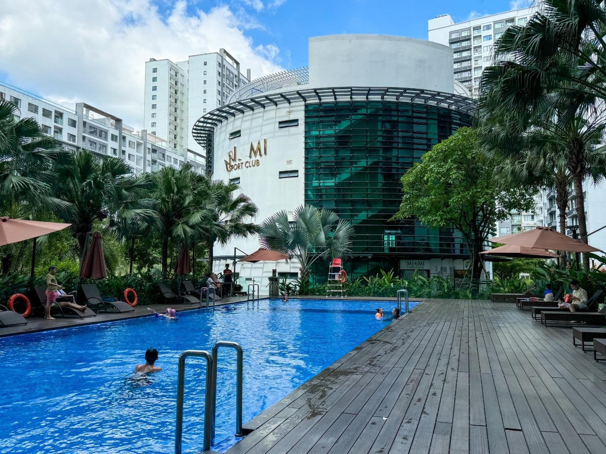 Tphomes New City * Ho Chi Minh City