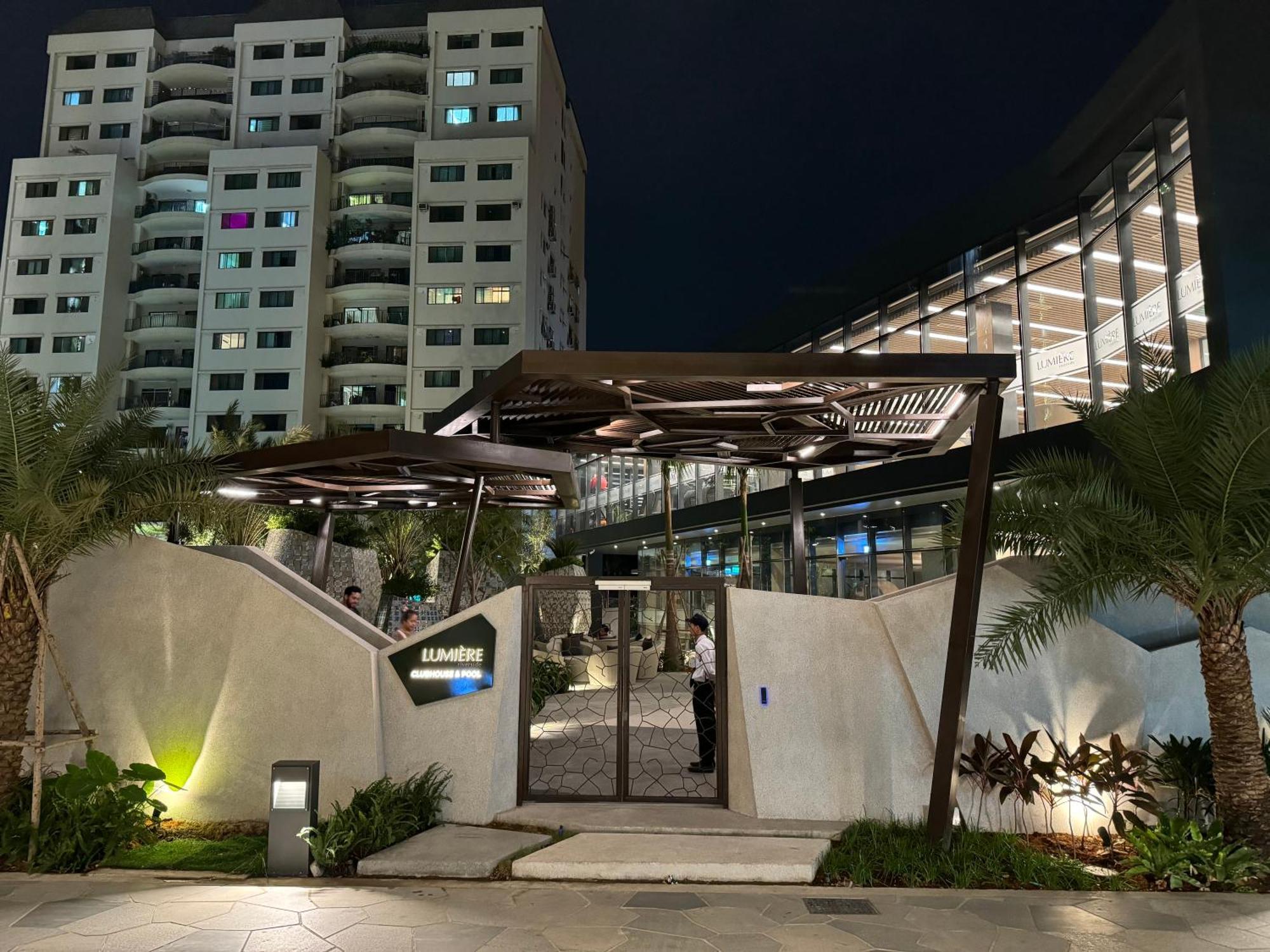 Apartment Lumiere Riverside Condotel In Hcmc