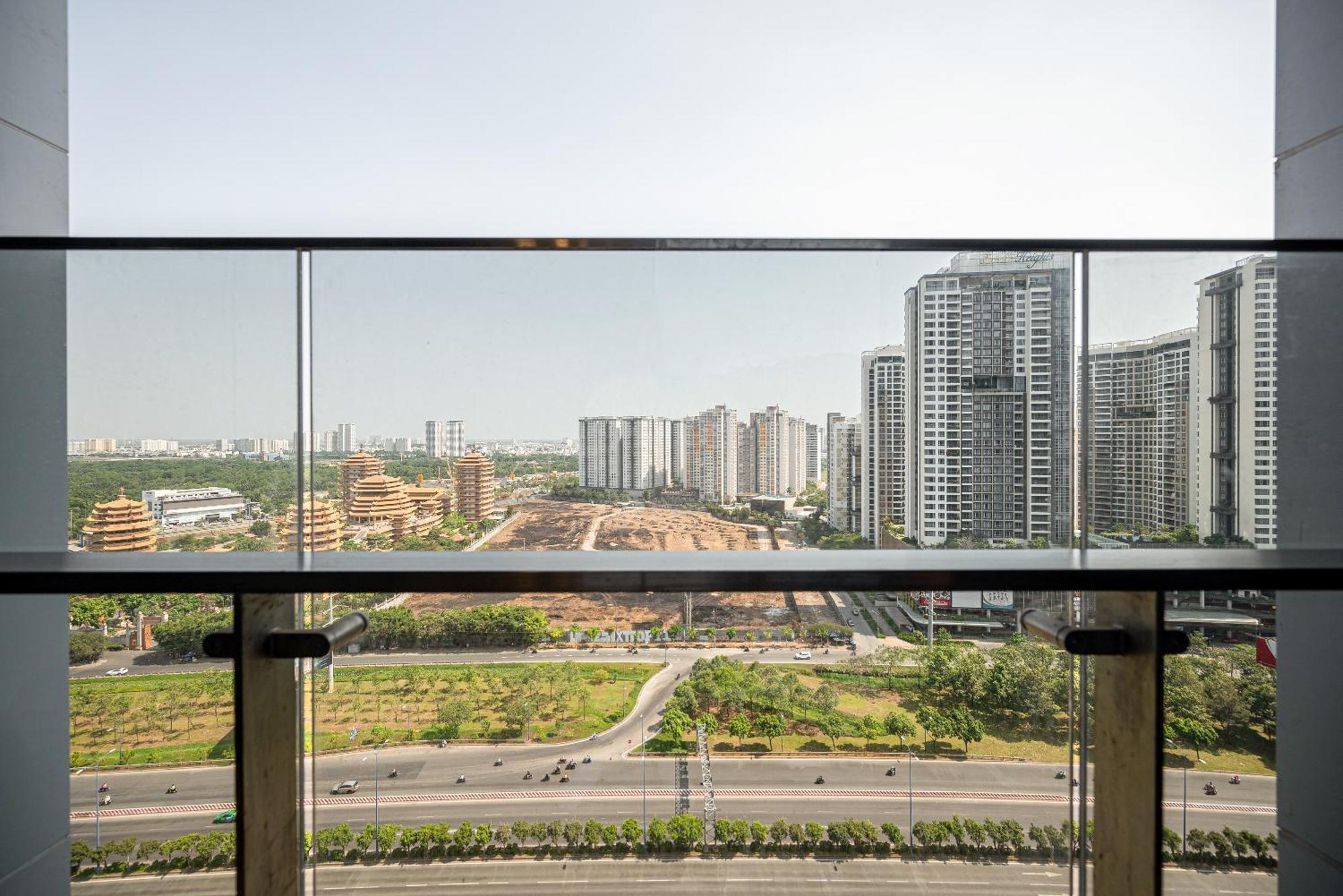 Apartment Lumiere Riverside Condotel In Hcmc Ho Chi Minh City