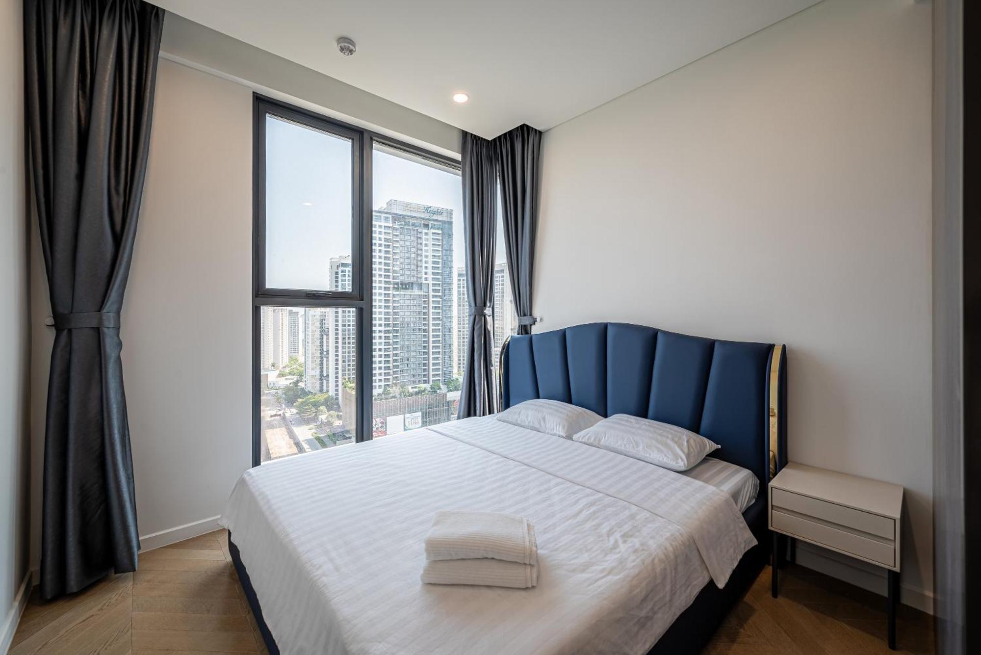 Apartment Lumiere Riverside Condotel In Hcmc *