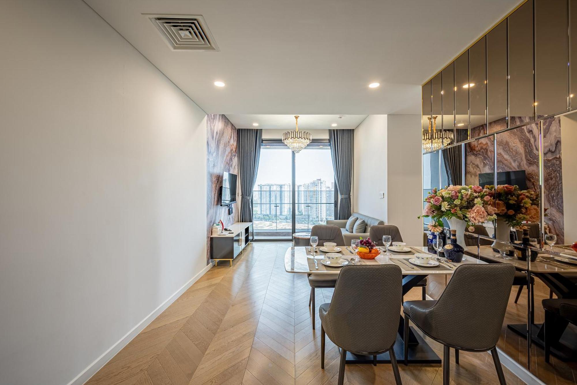 Lumiere Riverside Condotel In Hcmc * Ho Chi Minh City