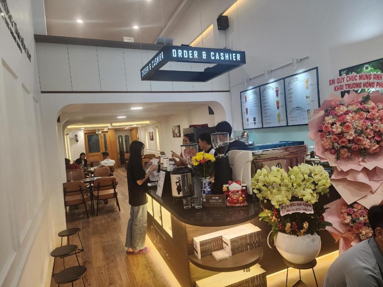Nha Nghi Cafe E Trung Nguyen Nhà khách *