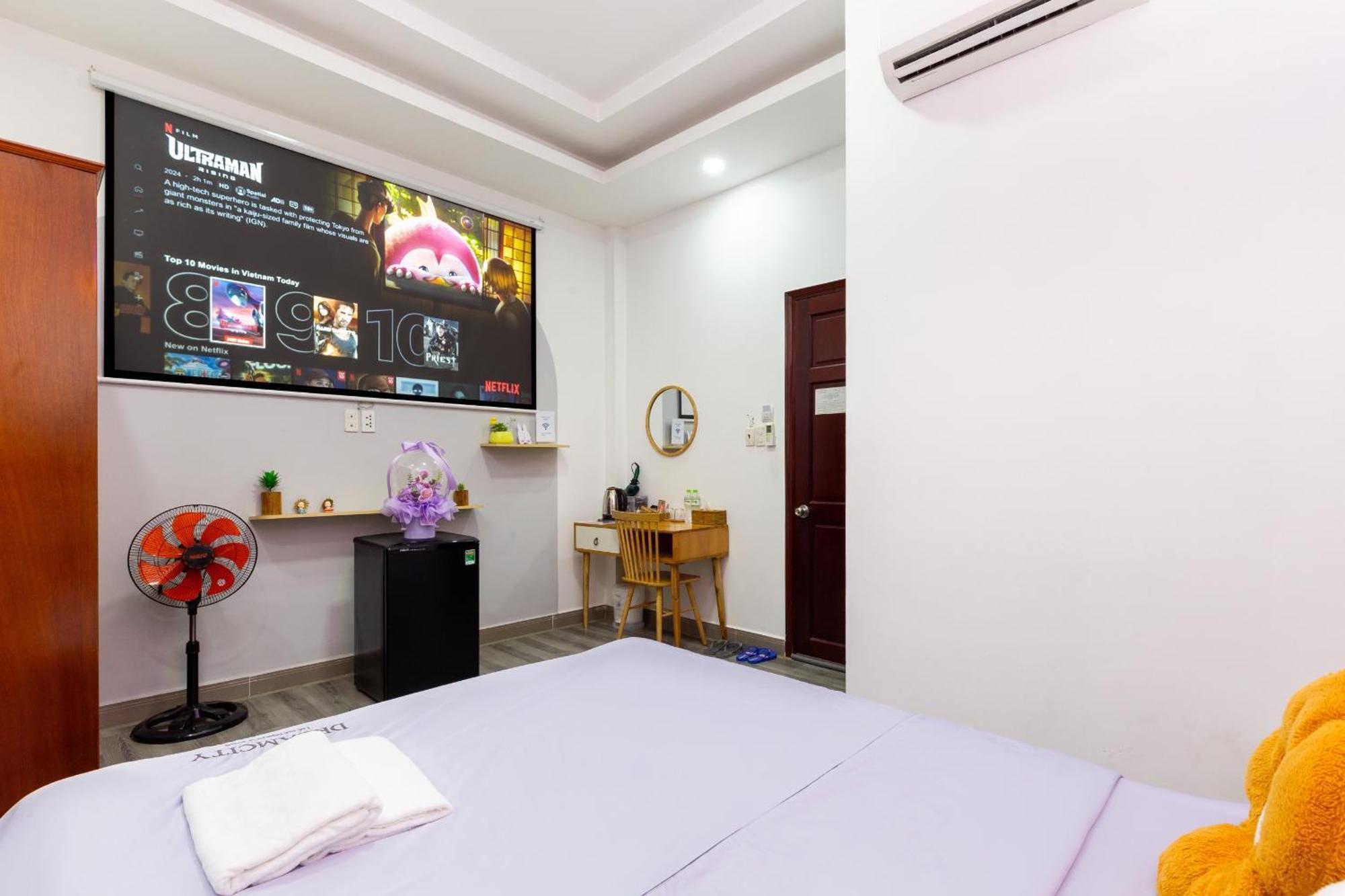 Sweet Homes - Netflix & Walkin To Bui Vien Homestay Bandar Ho Chi Minh