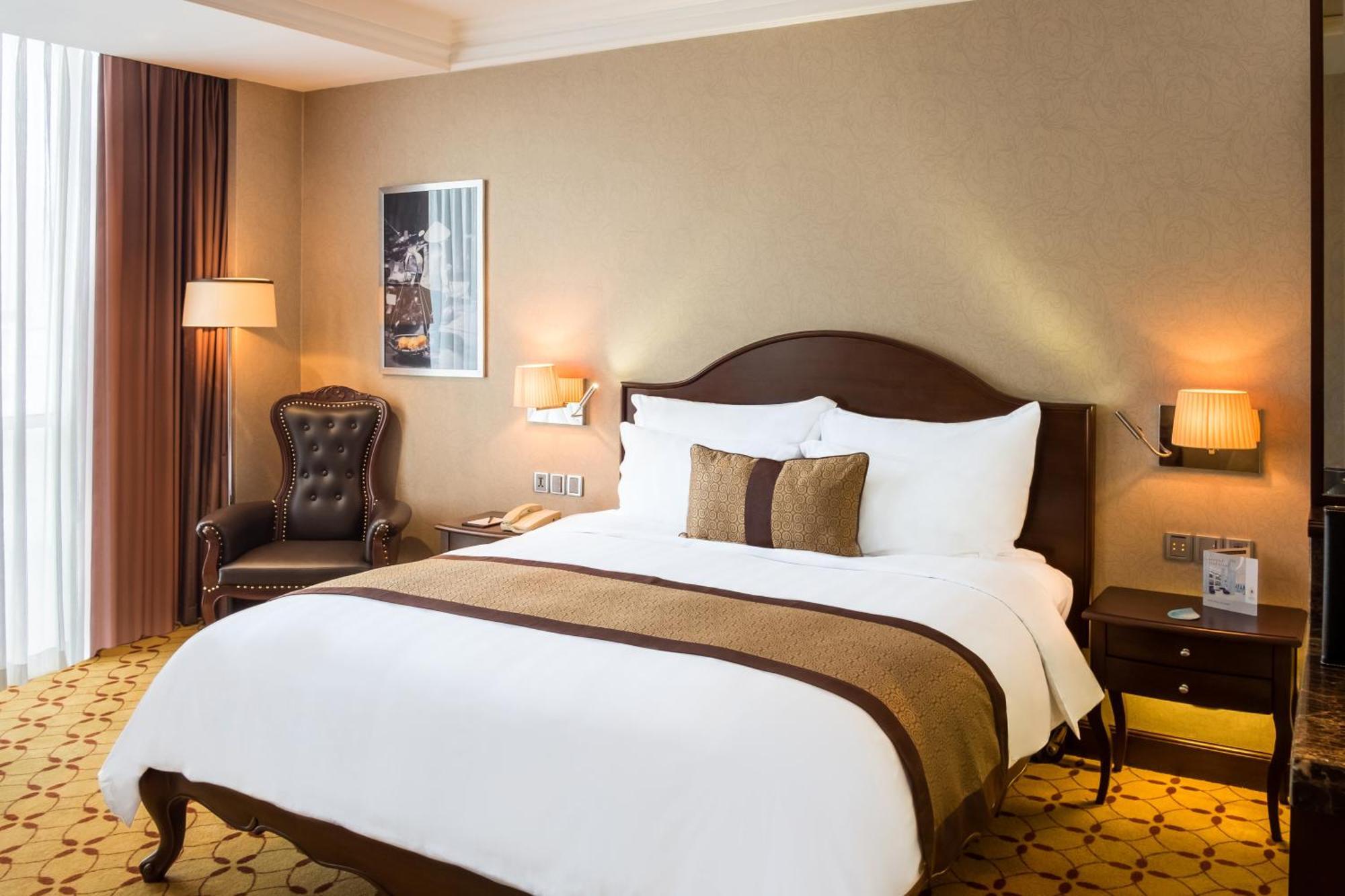 Khách sạn Eastin Grand Saigon 5*