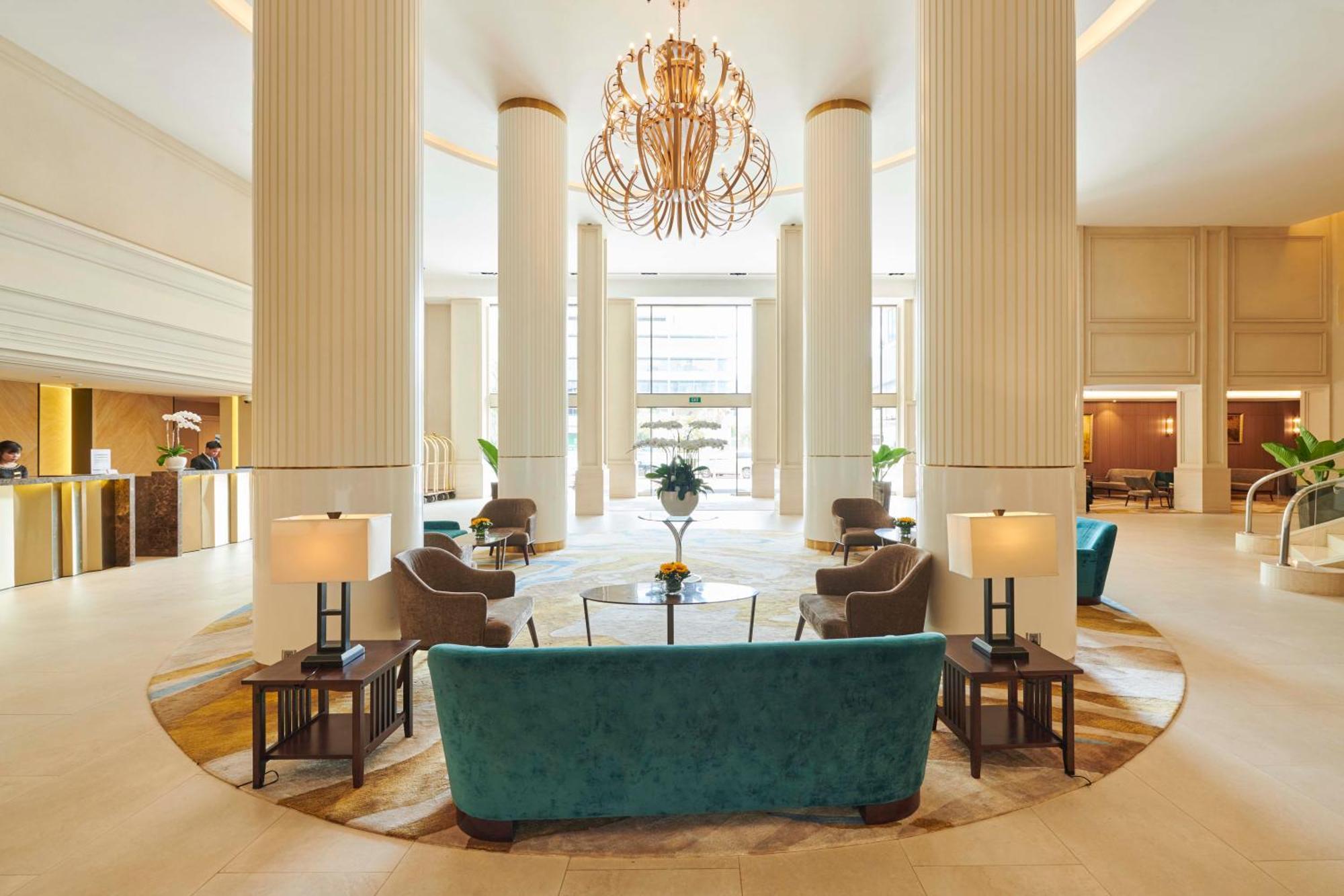 Eastin Grand Saigon Khách sạn