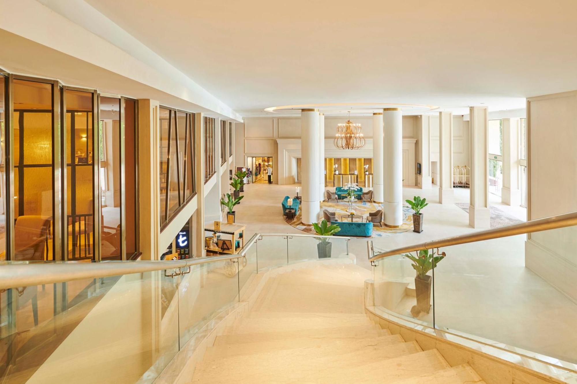 Khách sạn Eastin Grand Saigon