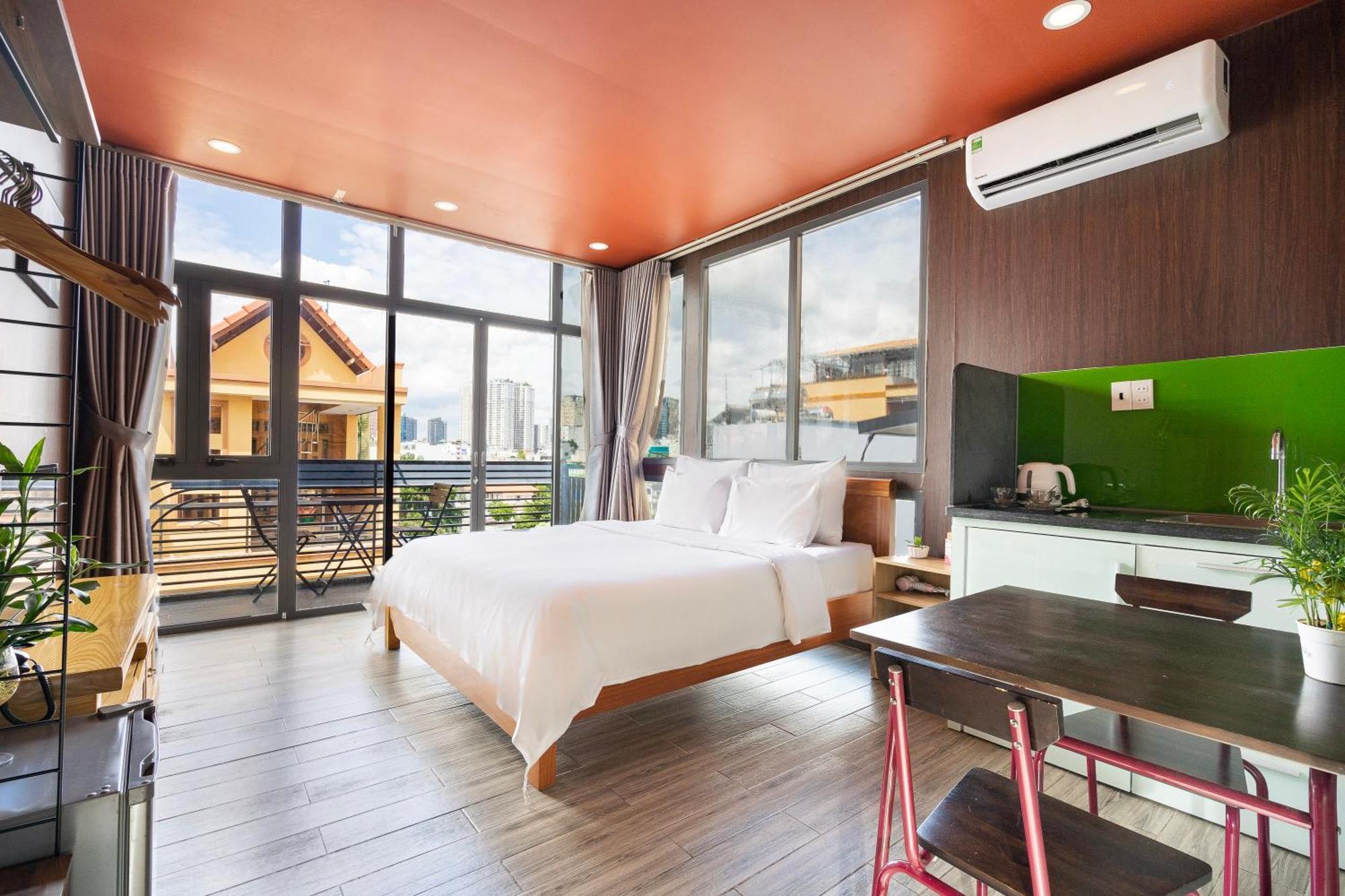Gemini Saigon Center - New & Quiet Near Bui Vien Walking Street 3*