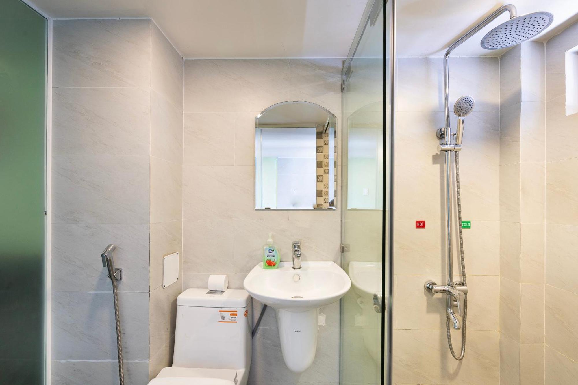 Gemini Saigon Center - New & Quiet Near Bui Vien Walking Street Hotel 3*
