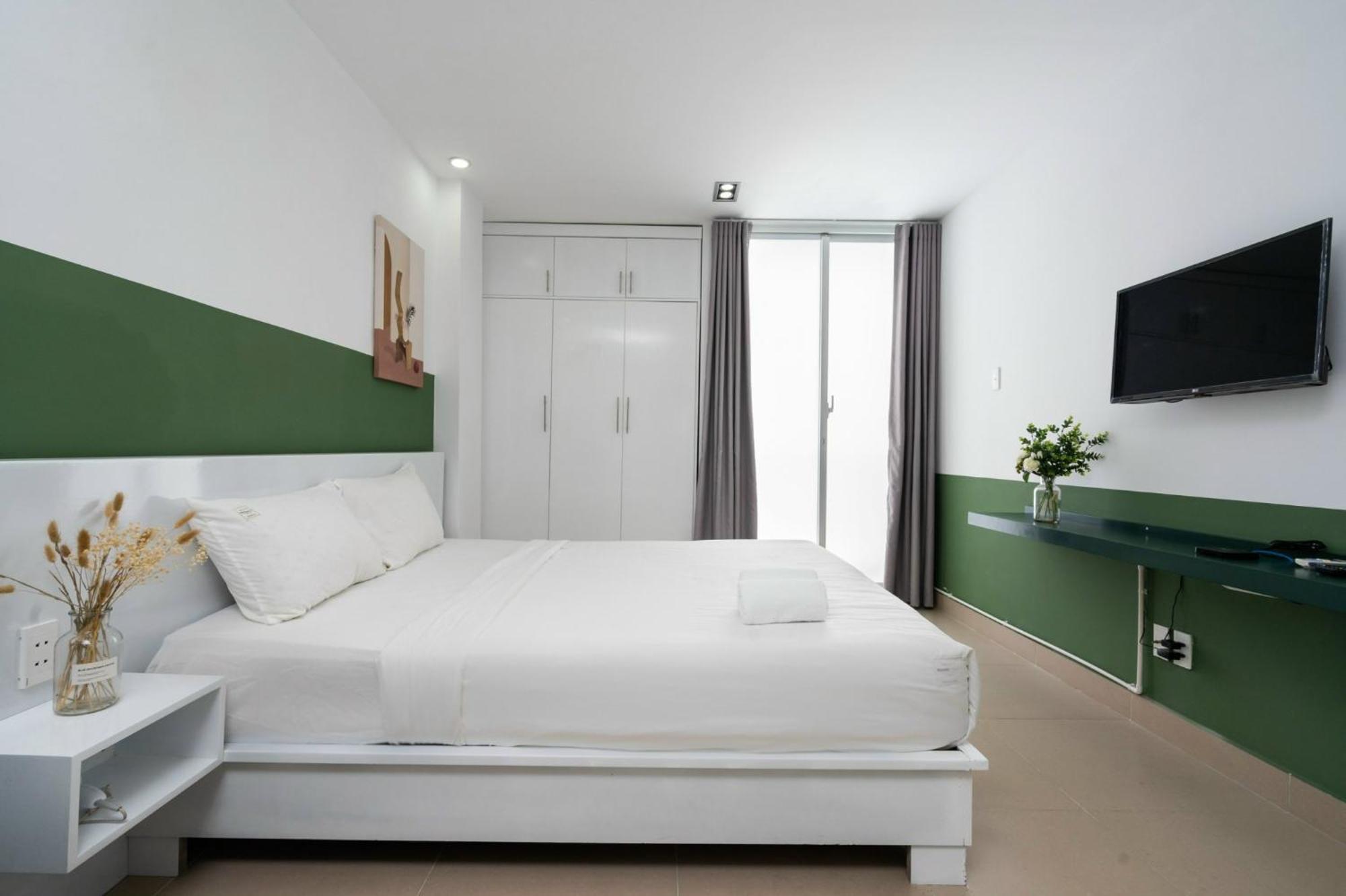 Green Garden Studio-district 3-luxurious Apartment-high Class * Ho Chi Minh City