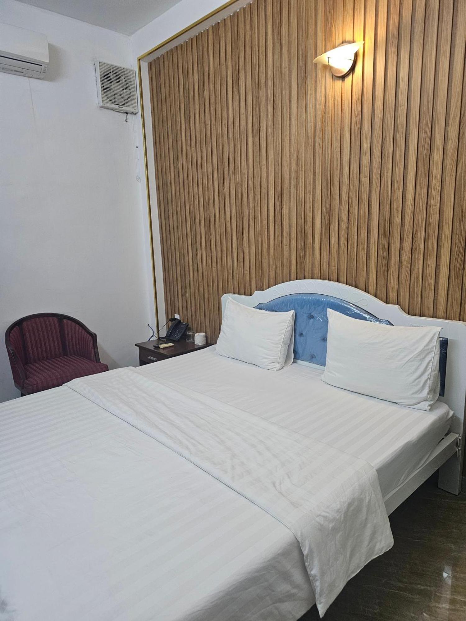 Hotel Khach San Trung Mai 2*