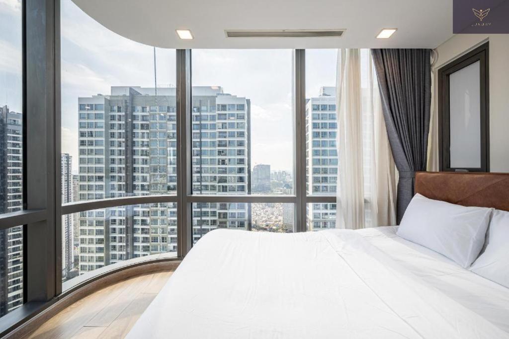Landmark 81 Skyline Apartment *