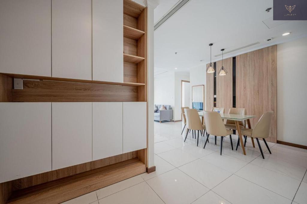 Landmark 81 Skyline Apartment