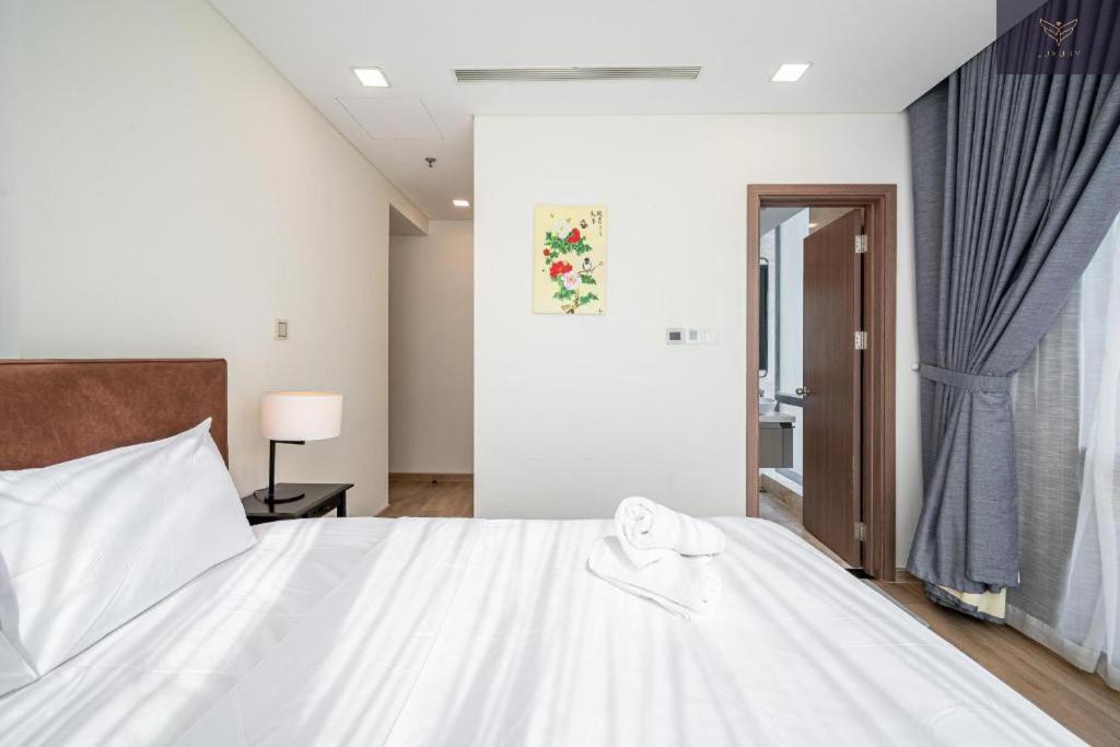 Landmark 81 Skyline Apartment