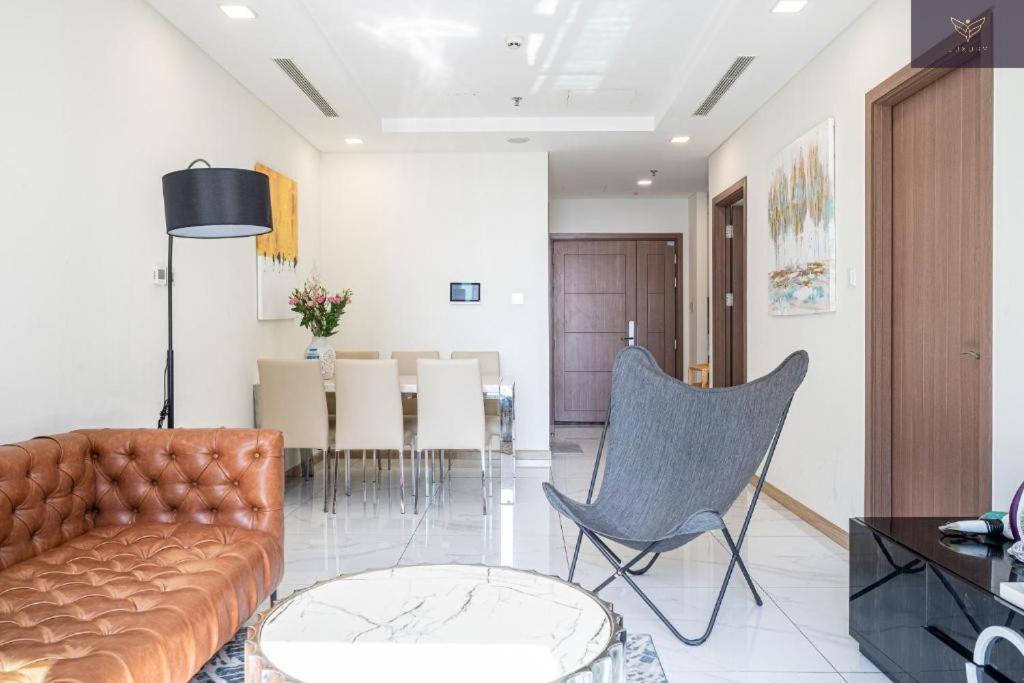 Landmark 81 Skyline Apartment *