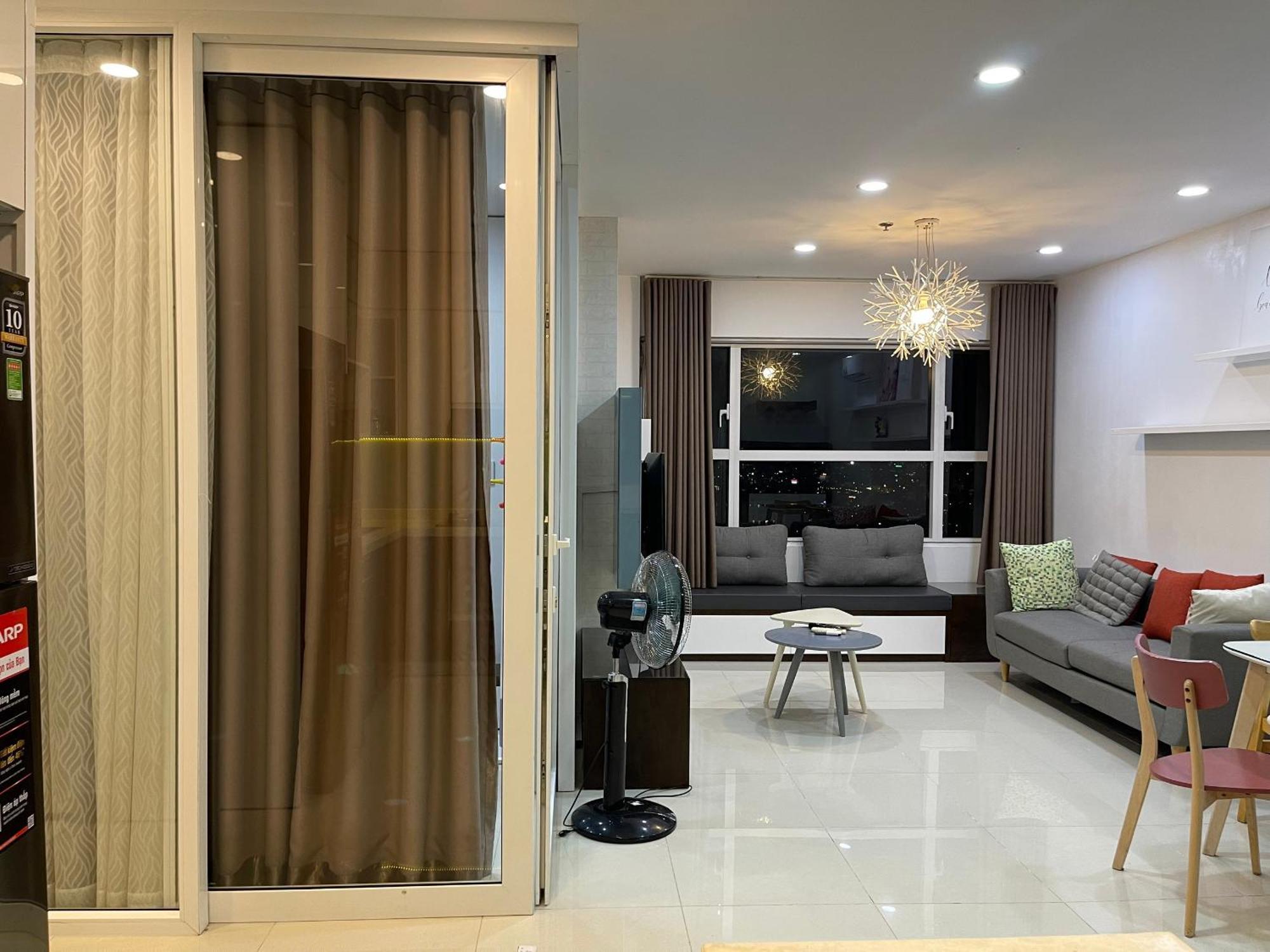 Apartment Sunrise City Saigon *