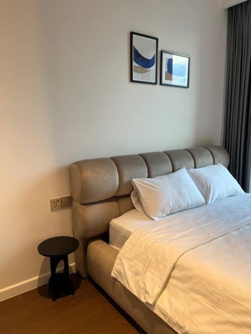 Metropole The Crest 3br D2 View 5 Quality Ho Chi Minh City