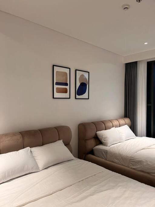 Apartment Metropole The Crest 3br D2 View 5 Quality Ho Chi Minh City