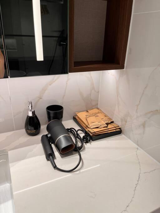 Metropole The Crest 3br D2 View 5 Quality