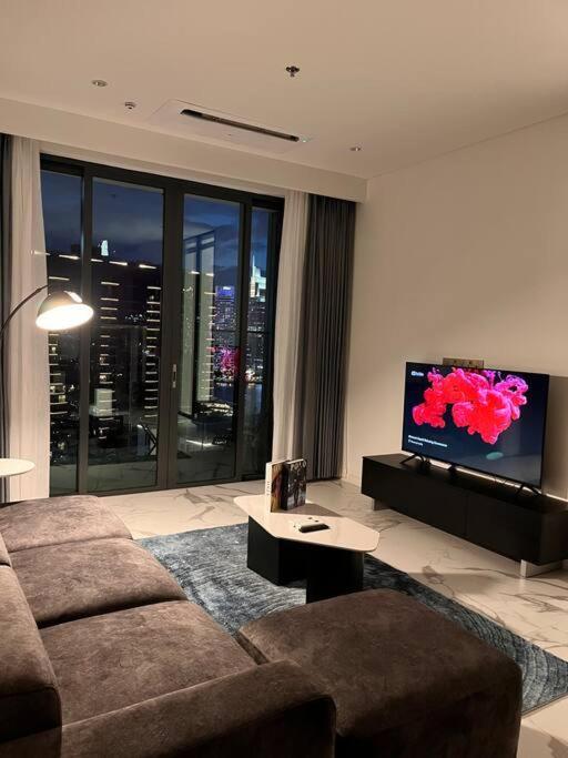 Apartment Metropole The Crest 3br D2 View 5 Quality
